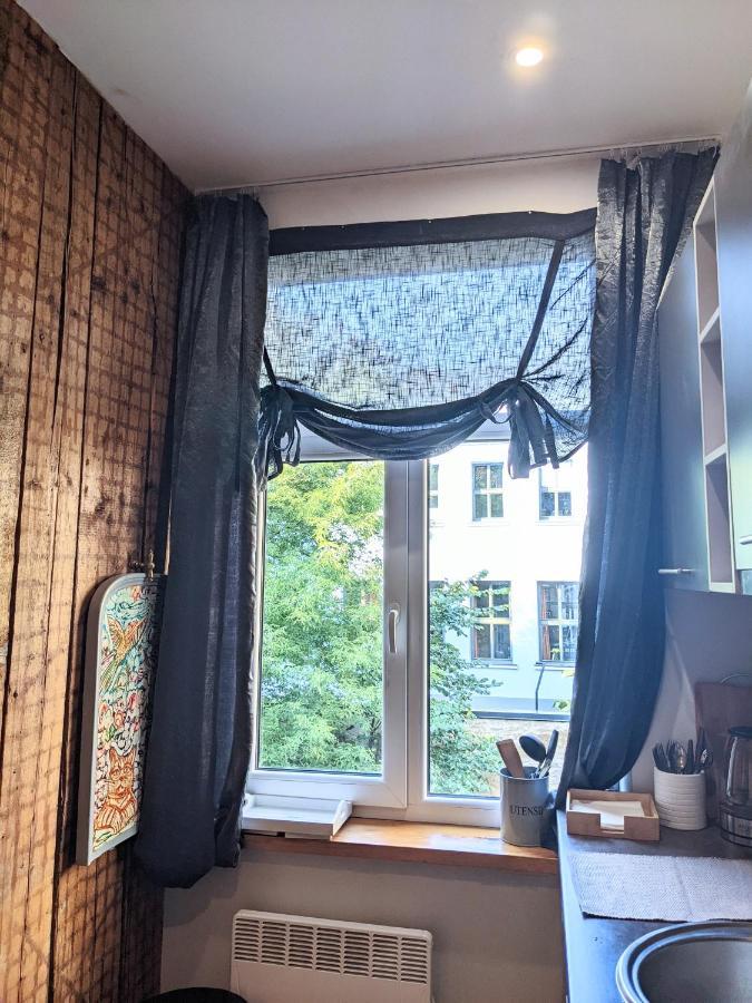 Apartament Tiny Non-Smoking Caka & Free Parking Ryga Zewnętrze zdjęcie